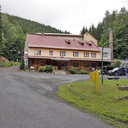 Sport Hotel Mustek Jáchymov Exteriér fotografie
